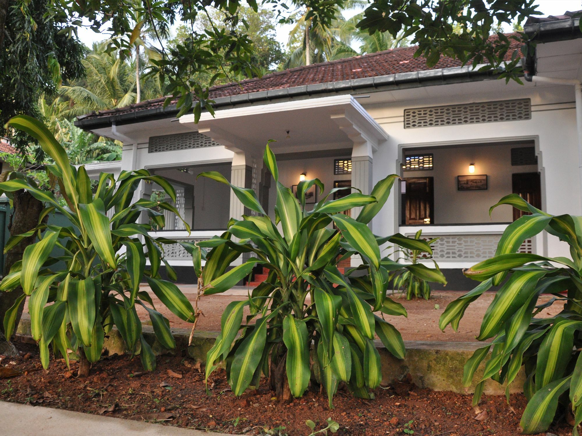 Galle Star Hotel Buitenkant foto